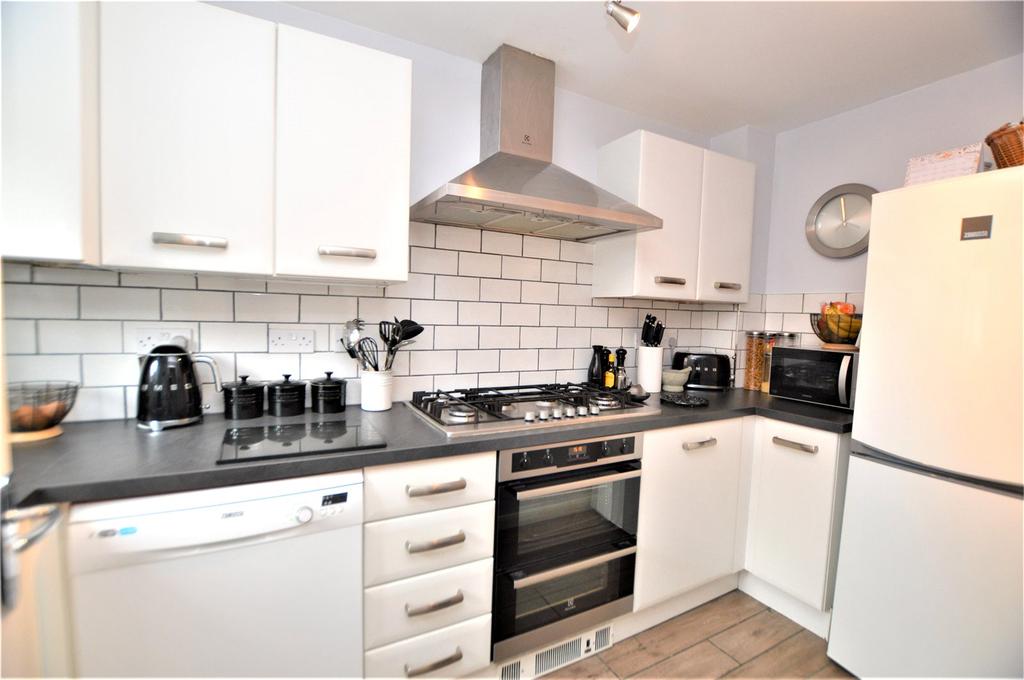 Ward Road, Castleford 3 bed semidetached house £204,995