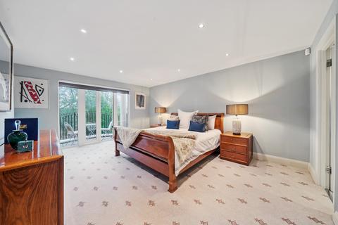 43 Ridgeway Gardens, London, N6 5XR