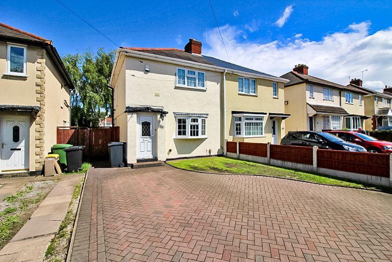 Wood End Road, Wolverhampton 2 bed semidetached house £149,950