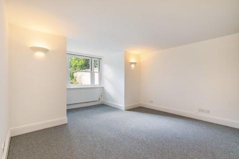 3 bedroom apartment for sale - Whatley Road, Clifton
