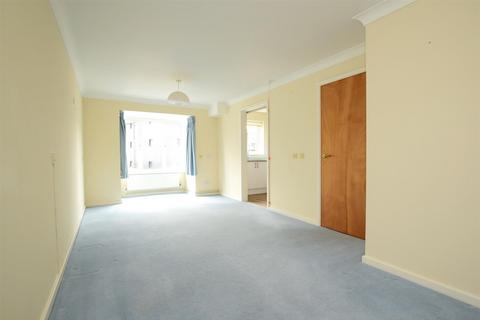 2 bedroom flat for sale - Court Road, Lewes, East Sussex