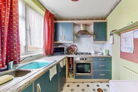 69 Greatdown Road, London, W7 1JR