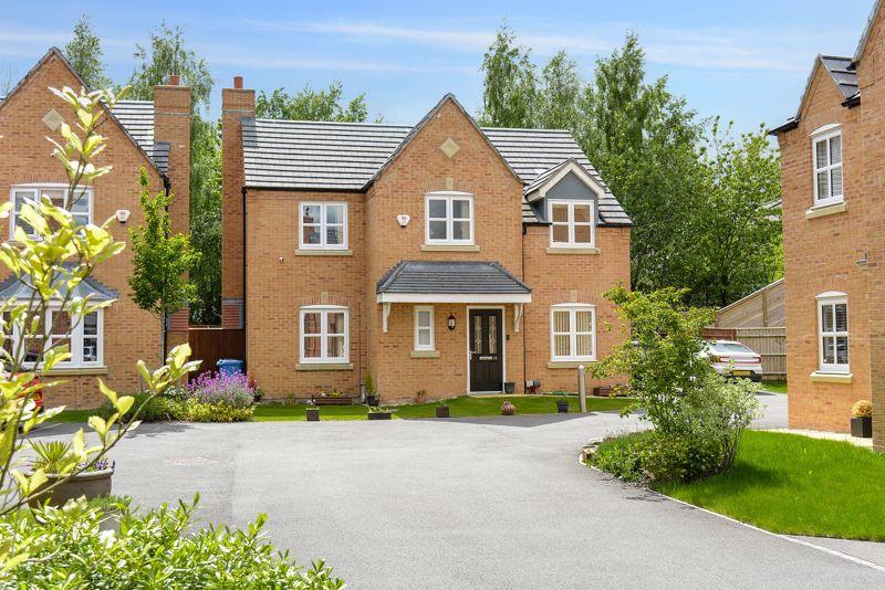 Tannery Croft, Preston Brook, Cheshire 4 bed detached house £325,000
