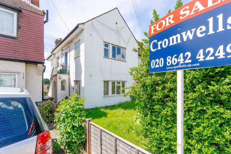 Collingwood Road, Sutton 2 bed £250,000