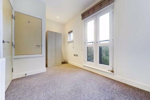 230 Arle Road, Cheltenham, GL51 8LT