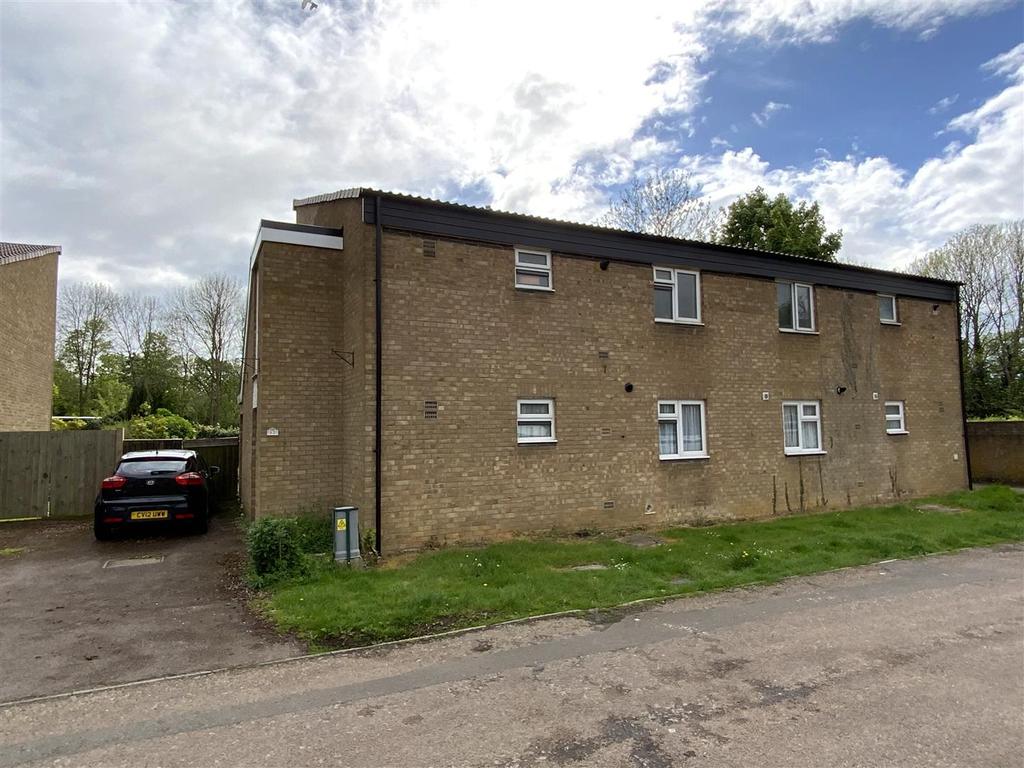 Stotfold Court, Stony Stratford... 1 bed apartment £140,000