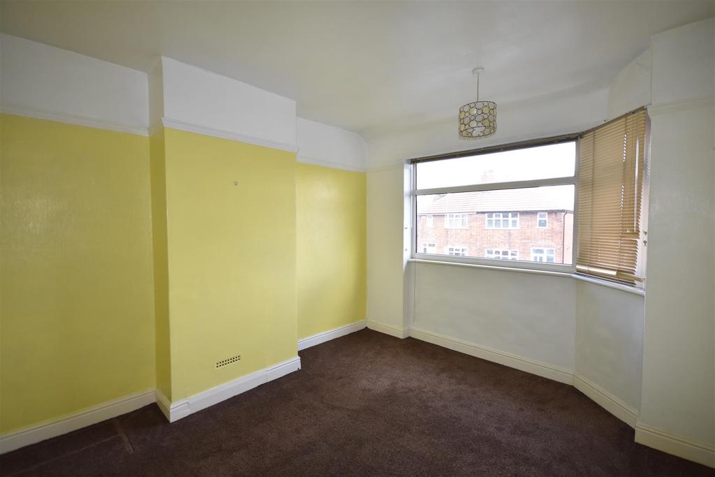 Bancroft Road, Newark 3 bed semidetached house £180,000