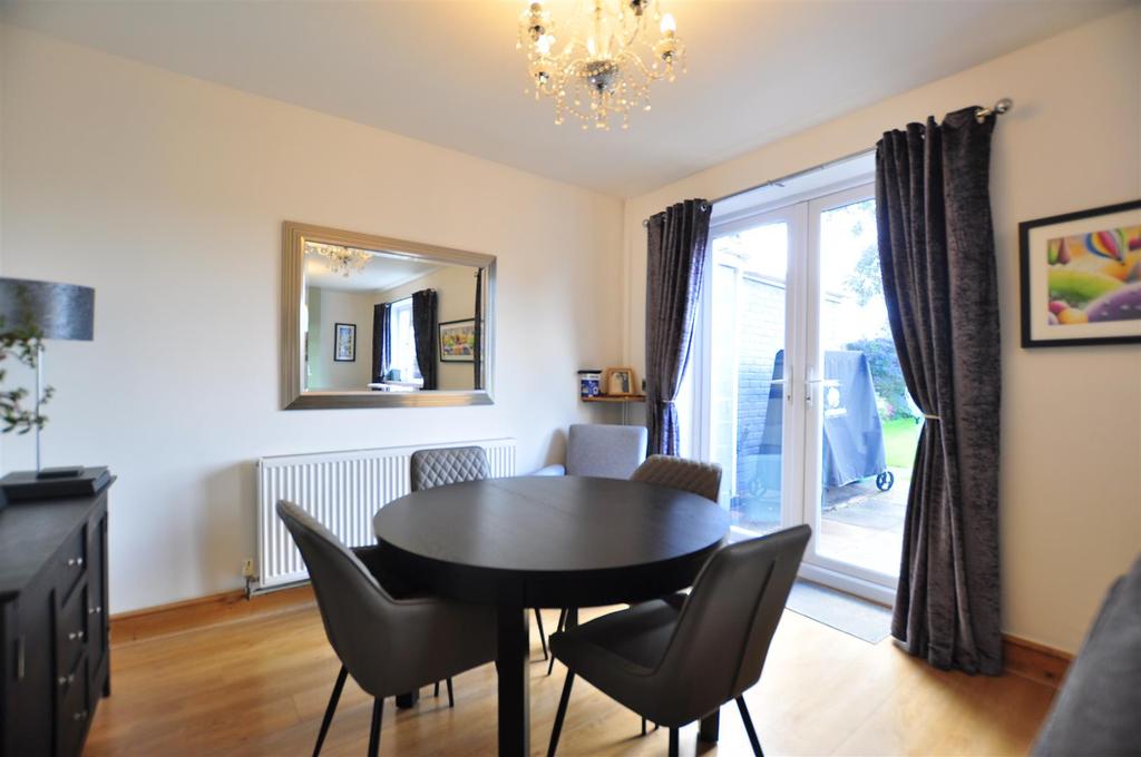 High Farm Road, Hasbury, Halesowen 3 bed end of terrace house £240,000