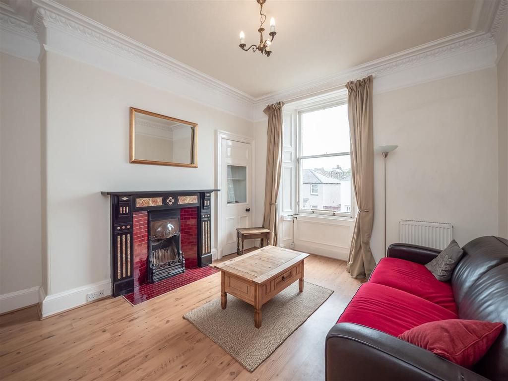 101/2 Bellevue Road, Edinburgh, EH7 4DG 1 bed property £195,000