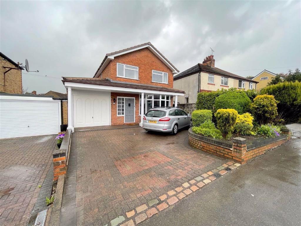 Cheadle Road, Cheddleton, Cheddleton 3 bed detached house £795 pcm (£