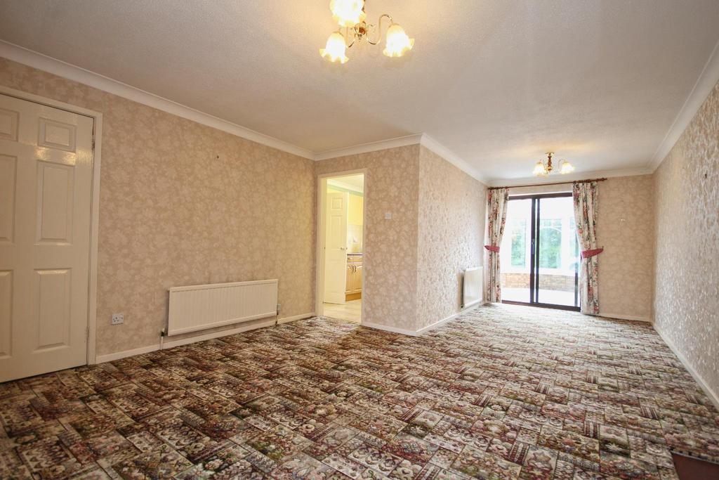 Elsham Rise, Hessle 3 bed semidetached house £199,950