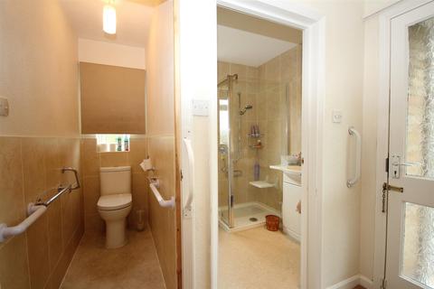 2 Northstead Close, Willerby, Hull, HU10 6HP