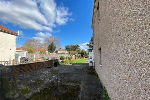 40 Redlands Road, Enfield, EN3 5HL