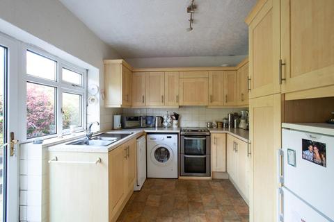 9 Cherrycot Rise, Orpington, BR6 7DL