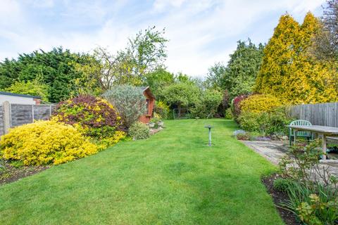 9 Cherrycot Rise, Orpington, BR6 7DL