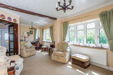 9 Cherrycot Rise, Orpington, BR6 7DL