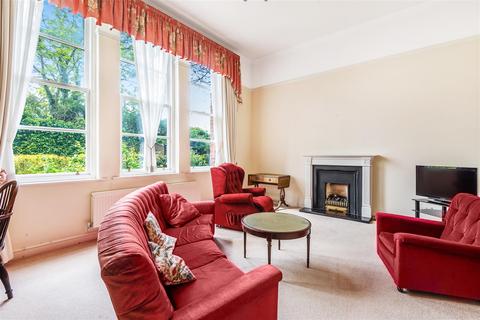 3 bedroom flat for sale - Cardwells Keep, Guildford
