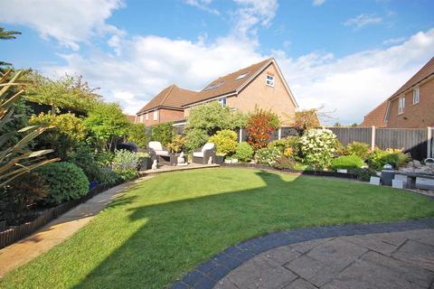 1 Alverton Close, Great Notley, Braintree, CM77 7XU