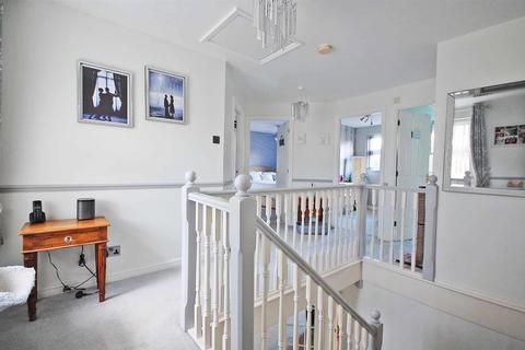 1 Alverton Close, Great Notley, Braintree, CM77 7XU