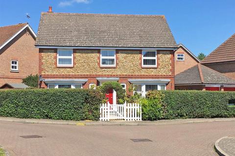 1 Alverton Close, Great Notley, Braintree, CM77 7XU