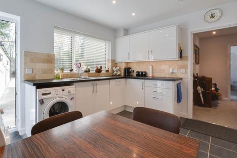 17a Frome Road, Bradford-on-avon, BA15 2EA