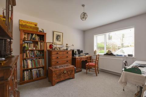 17a Frome Road, Bradford-on-avon, BA15 2EA