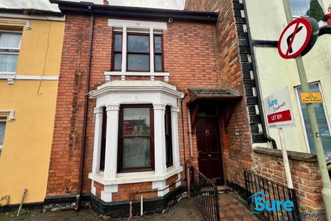 4 bedroom terraced house to rent, Nettleton Road, GL1