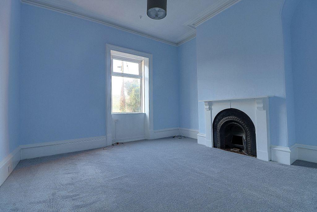 Bedroom 2 (Double)