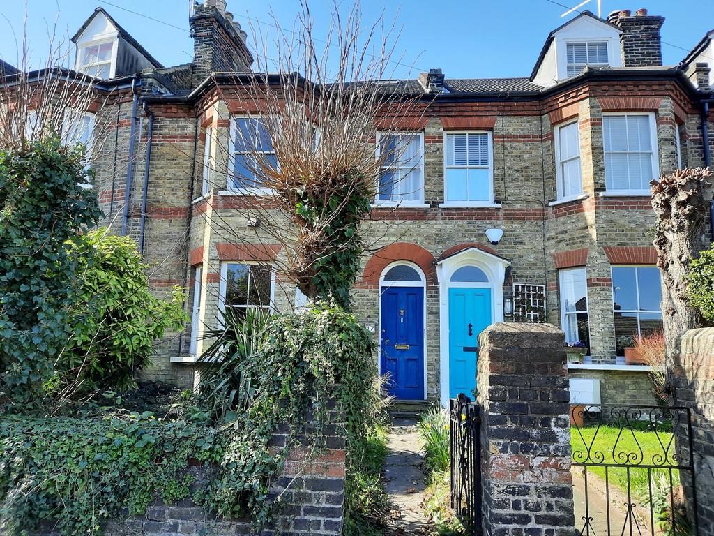 Roebuck Road, Rochester, Kent ME1 2 bed terraced house for sale £350,000