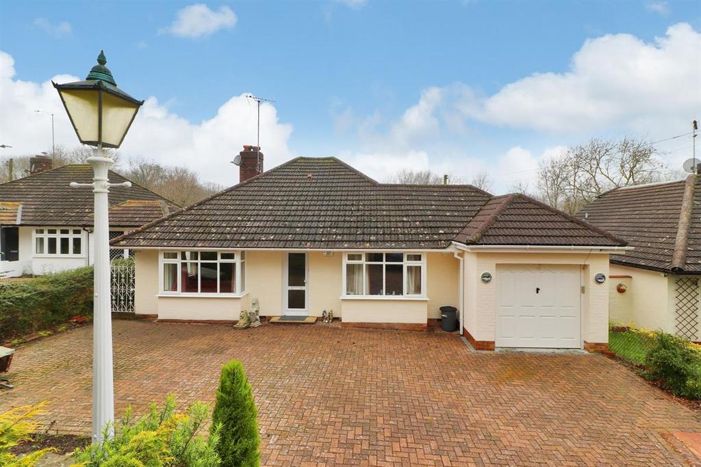 Uckfield Lane, Hever, Edenbridge 2 bed bungalow £450,000