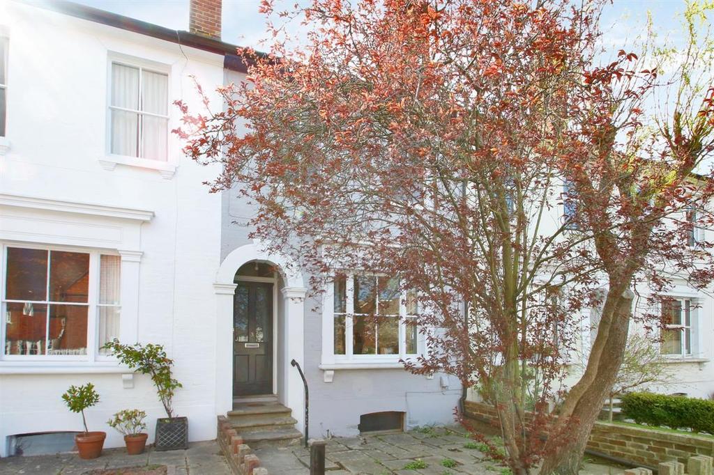Katharine Villas, Mill Hill, Edenbridge 4 bed terraced house £475,000