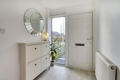 66 Crouch House Road, Edenbridge, TN8 5EN