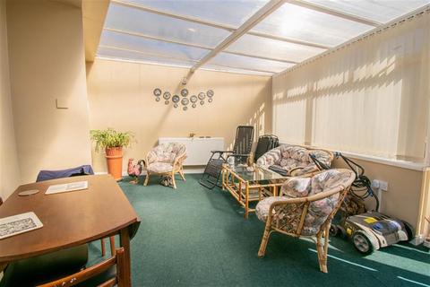 25 Baden Crescent, Sunderland, SR5 4EN