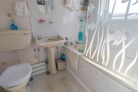 25 Baden Crescent, Sunderland, SR5 4EN