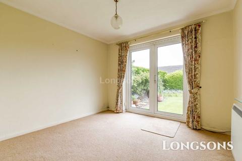 6 Longfields, Swaffham, PE37 7RH