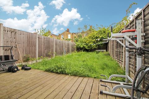 25 Coleraine Road, London, N8 0QJ