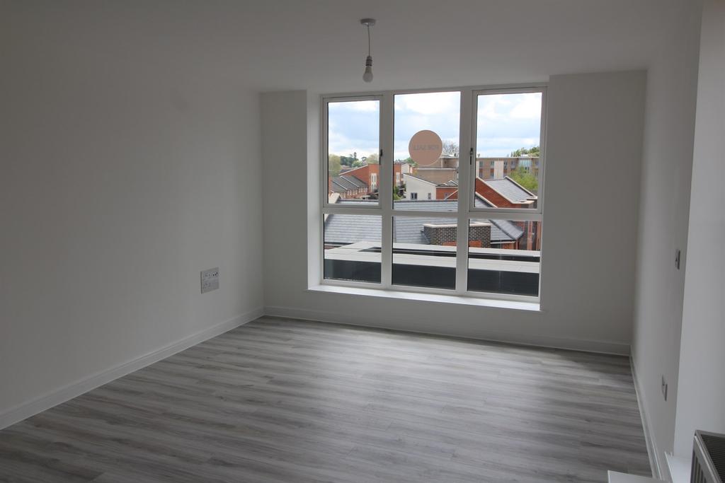 Living/Dining area