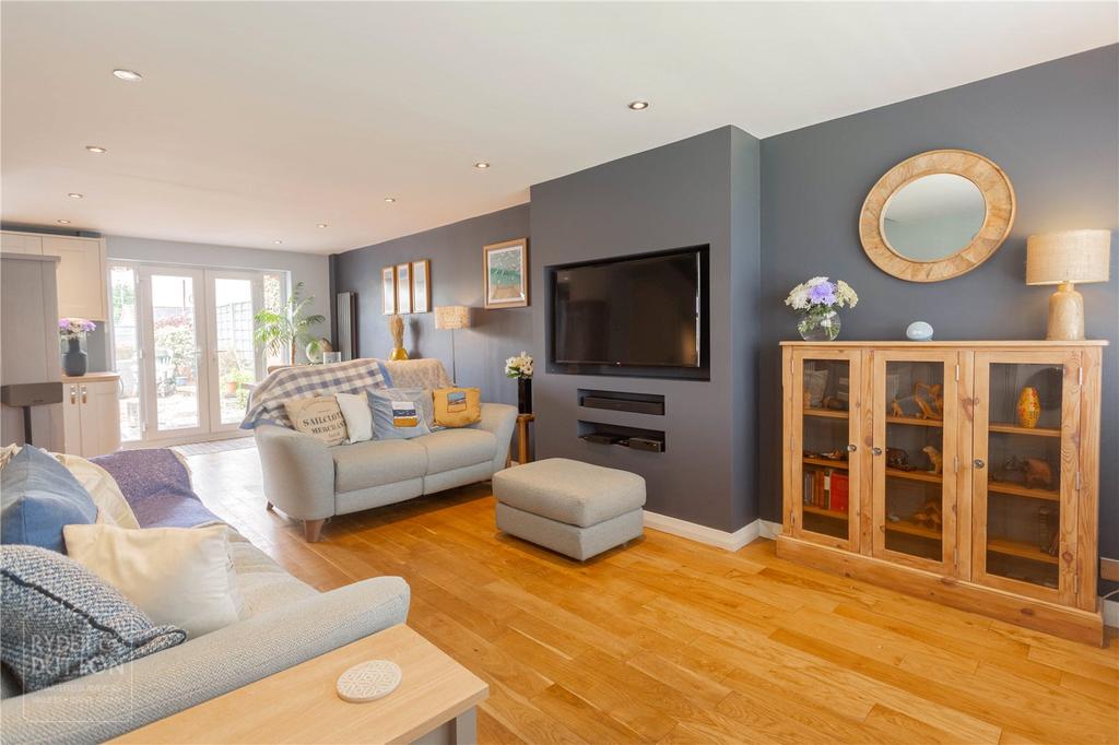 Fairway, Castleton, Rochdale, Greater... 3 bed semidetached house £