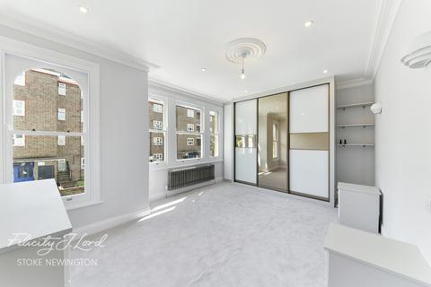 114 Hawksley Road, London, N16 0TD