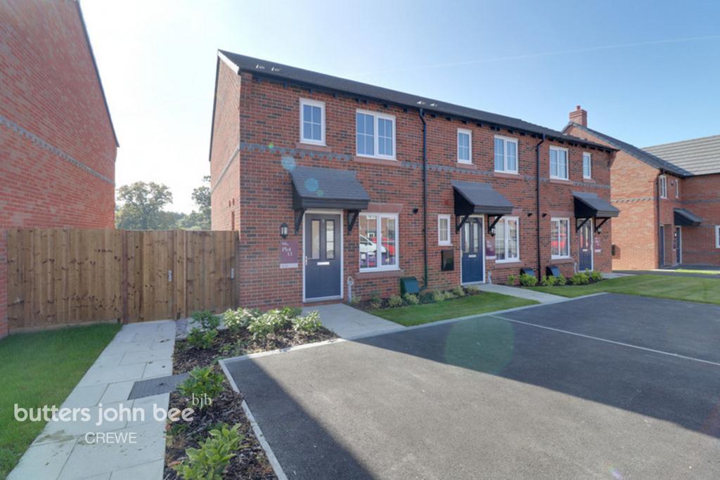 Charles Kirk Place, Shavington, Crewe 3 bed end of terrace house £90,000
