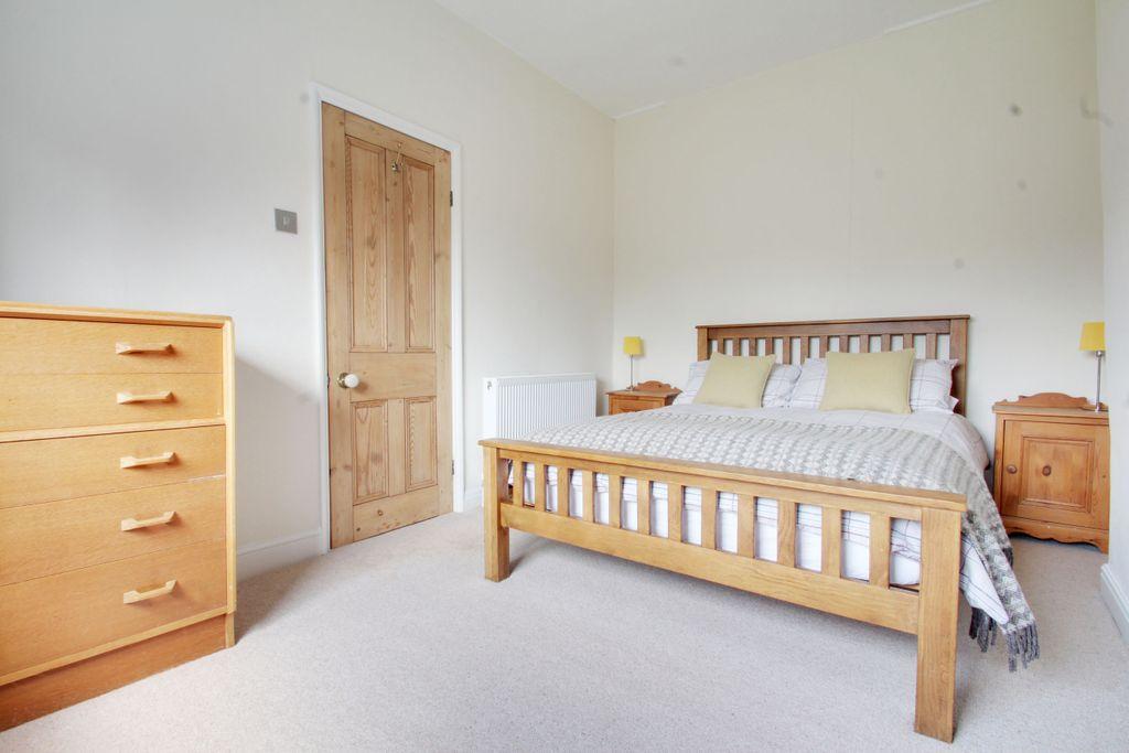Bedroom 1 (Double)