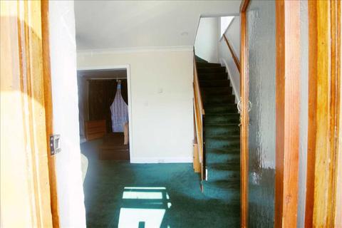 46 Raeburn Road, Edgware, HA8 5TP