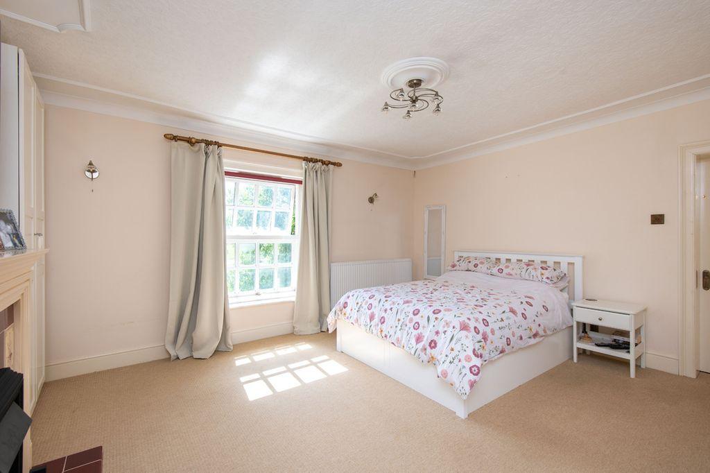 Bedroom 1 (Double with Ensuite)