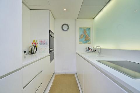 2 bedroom flat for sale - Albion Riverside Building, 8 Hester Road, London, SW11