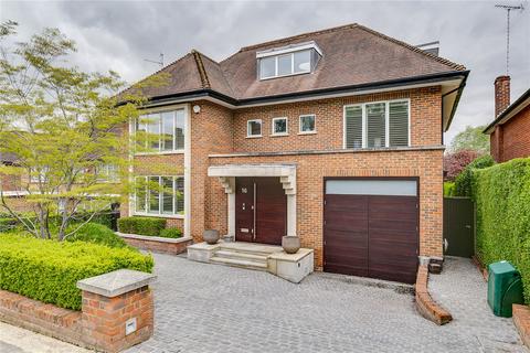 6 bedroom detached house to rent, Church Mount, Hampstead Garden Suburb, London