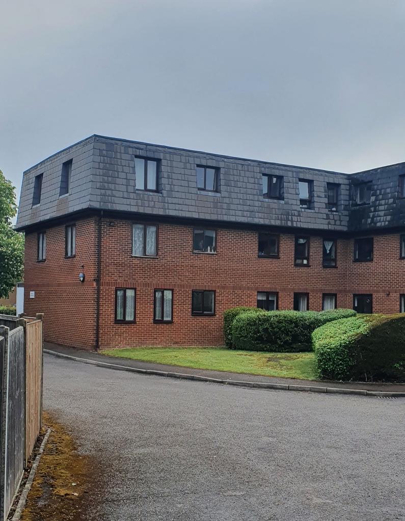 Kingston Road, Staines TW18 Land £400,000
