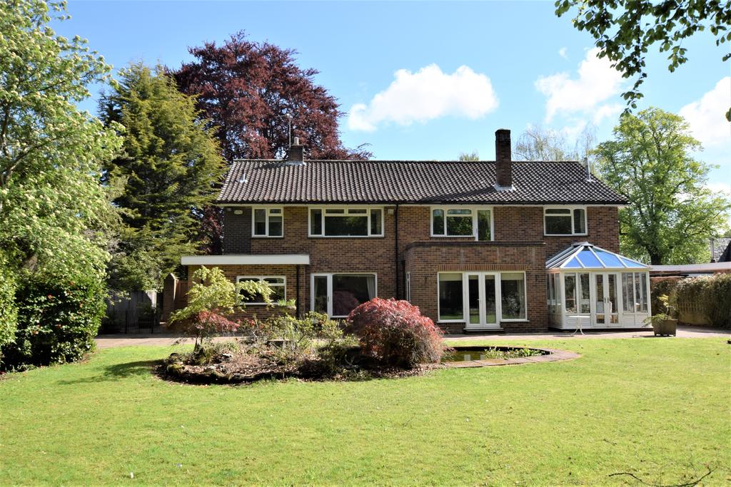 Blythewood Close, Knowle, Solihull... 6 bed detached house £1,000,000