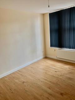 2 bedroom flat to rent, Flat 28, Ednam House, Dudley, DY1 1AH