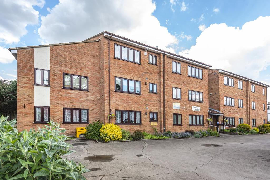 Beckenham Road, West Wickham 1 bed flat £185,000