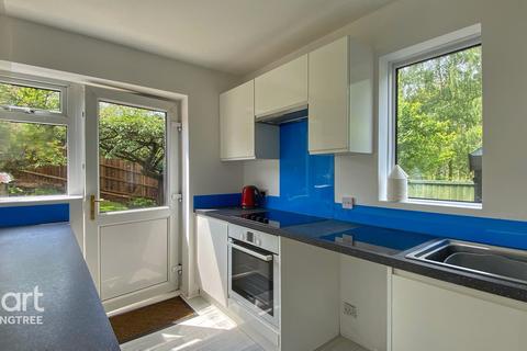19 Constable Close, Lawford, Manningtree, CO11 2LD